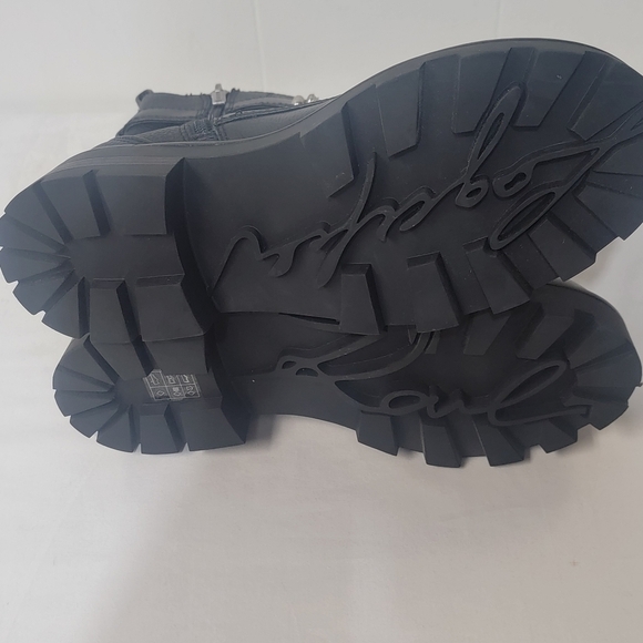 Karl Lagerfeld Paris Women's Maeva Combat Boot Crystal Embellished Buckles 7.5 - Picture 5 of 8